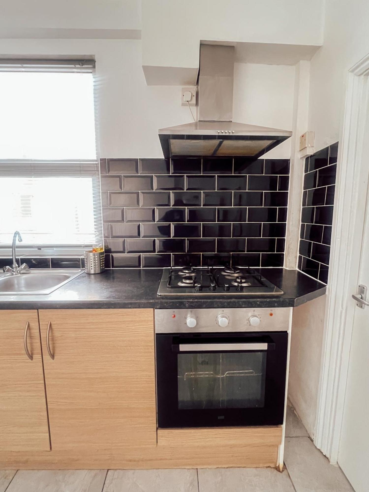 Big 1-bed Flat Elephant & Castle Appartamento